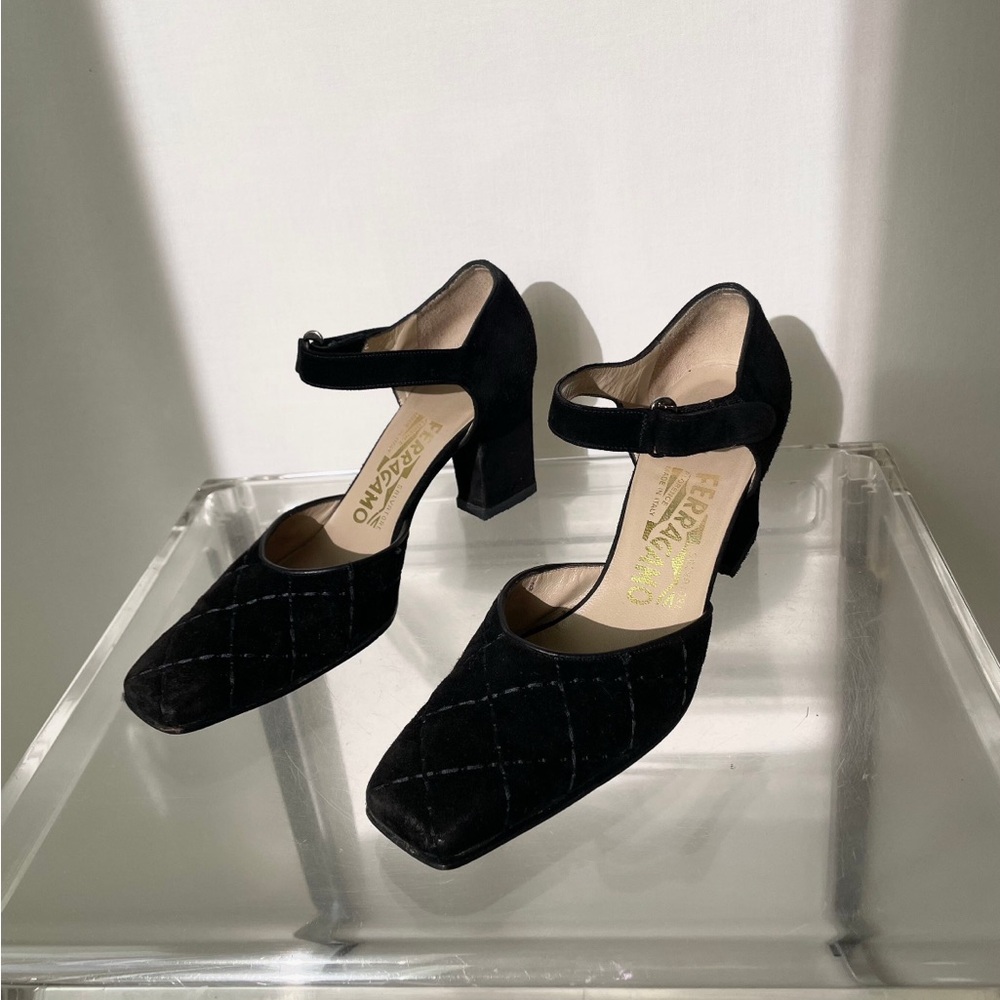 Ferragamo 90s heels